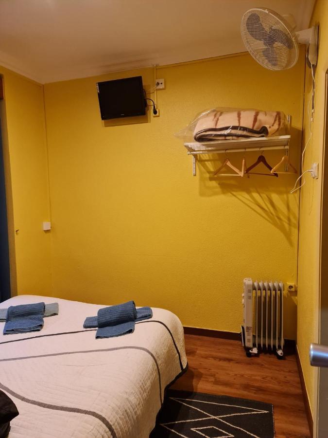 فندق Pensao Residencial Flor Dos Cavaleiros Lisboa المظهر الخارجي الصورة